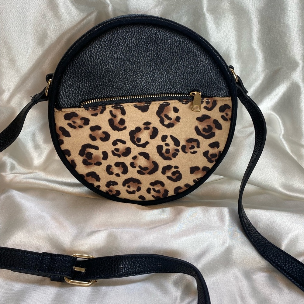 Faux leather animal print canteen shoulder bag